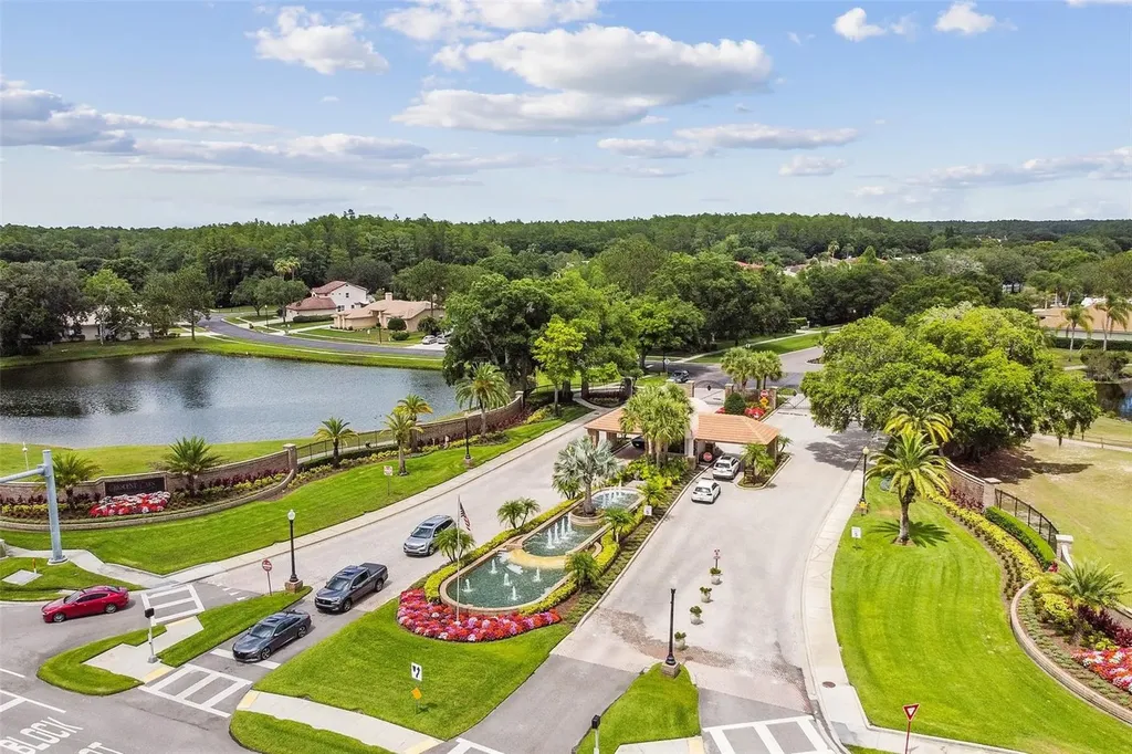3351 Bristol Place Tarpon Springs FL 34688