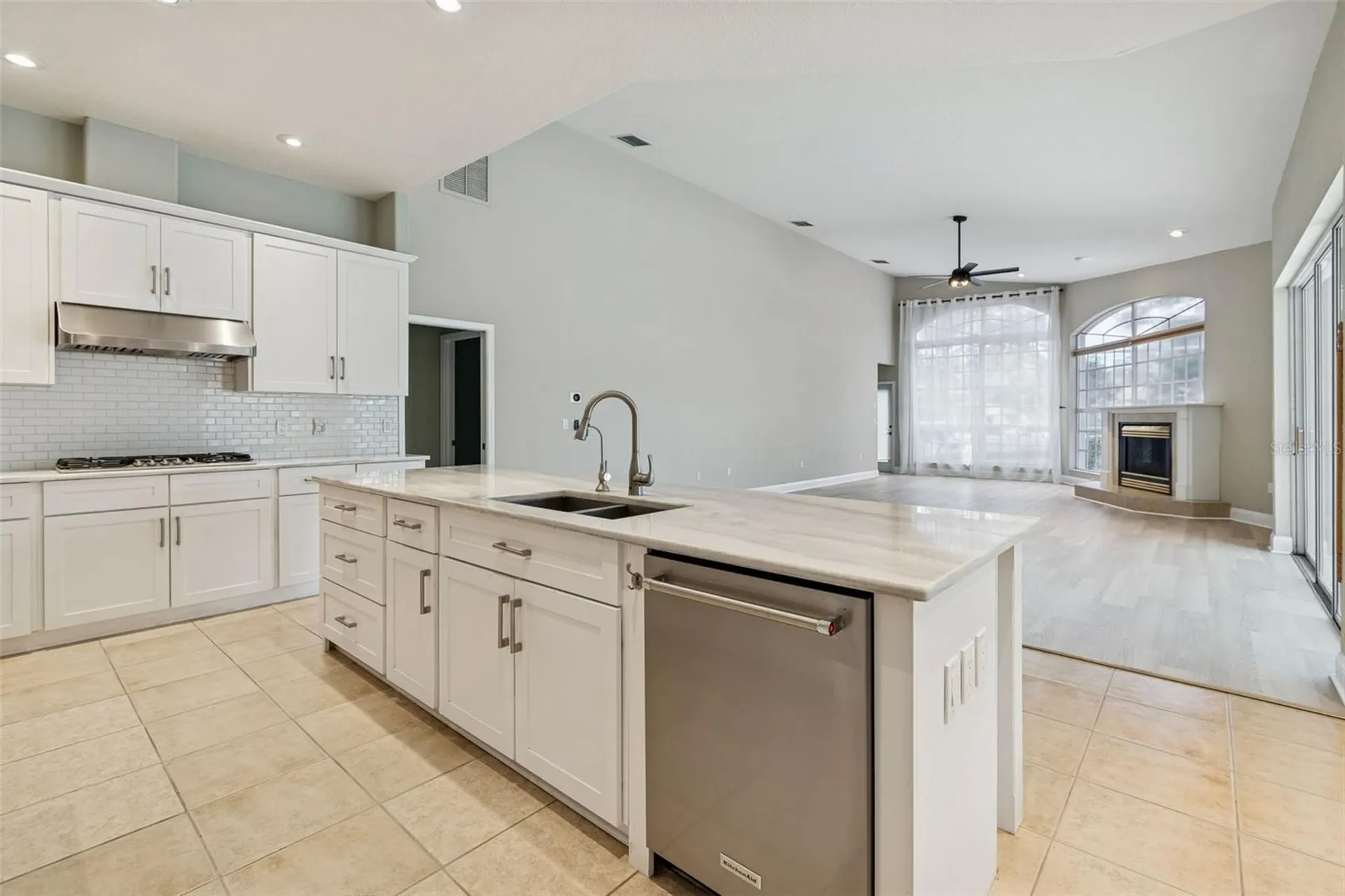 3351 Bristol Place Tarpon Springs FL 34688