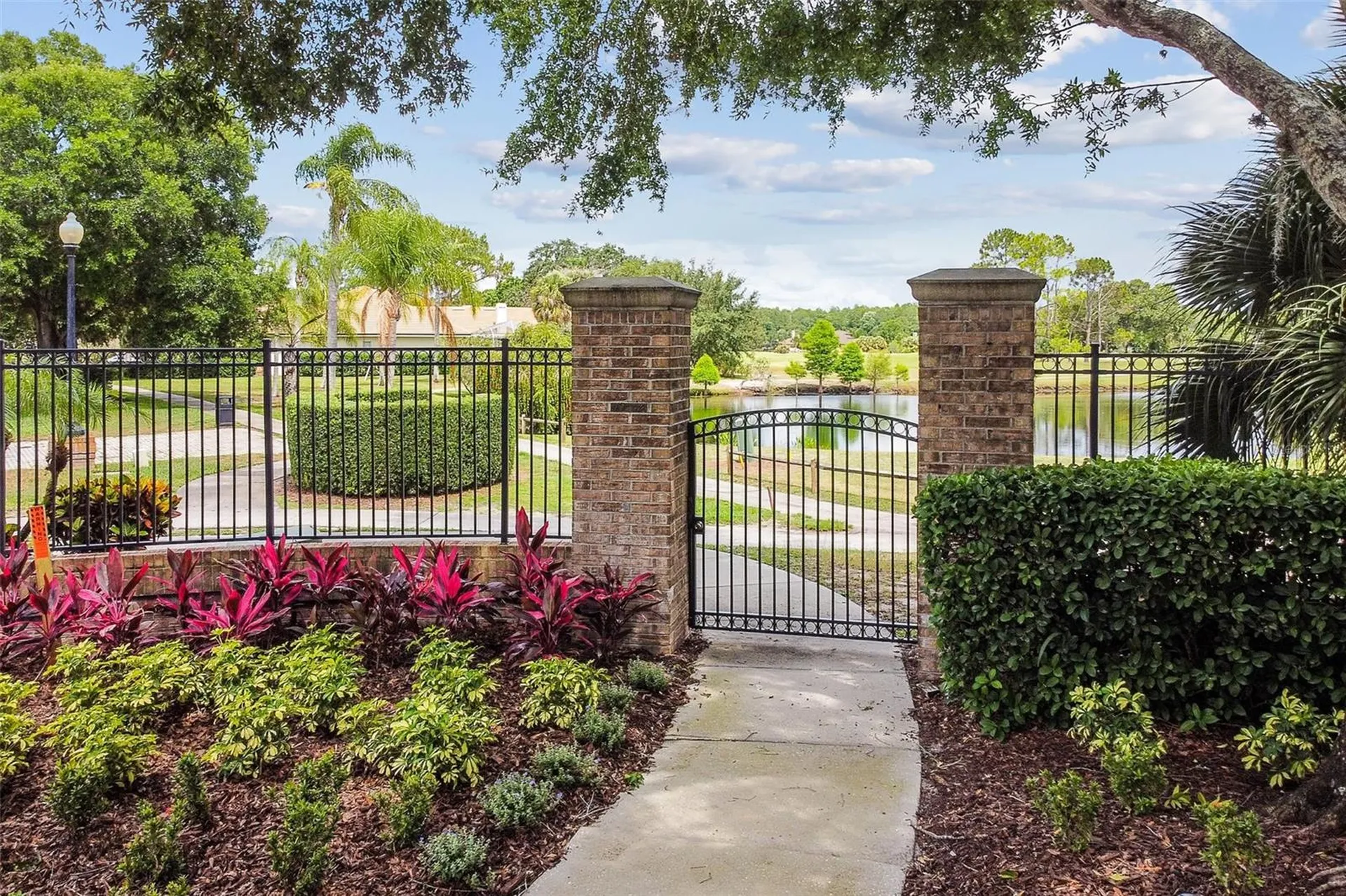 3351 Bristol Place Tarpon Springs FL 34688