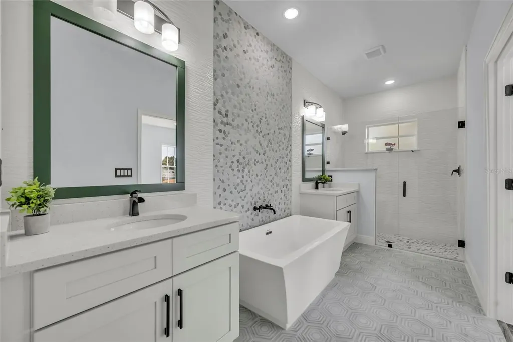 256 Hibiscus Lane Poinciana FL 34759