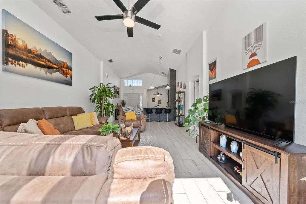 2822 Moultrie Creek Drive Kissimmee FL 34743