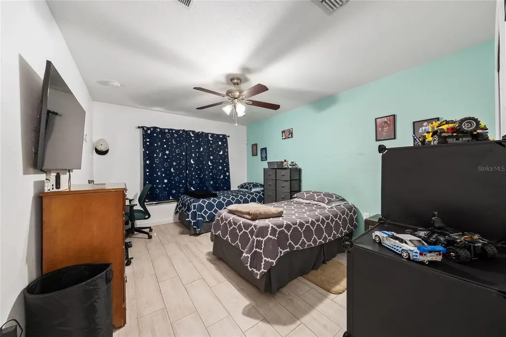 2822 Moultrie Creek Drive Kissimmee FL 34743