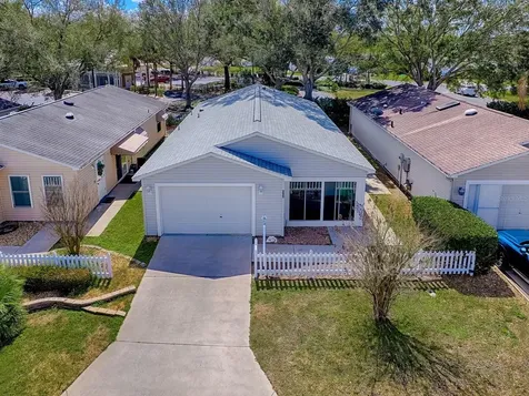2632 Moncayo Avenue The Villages FL 32162