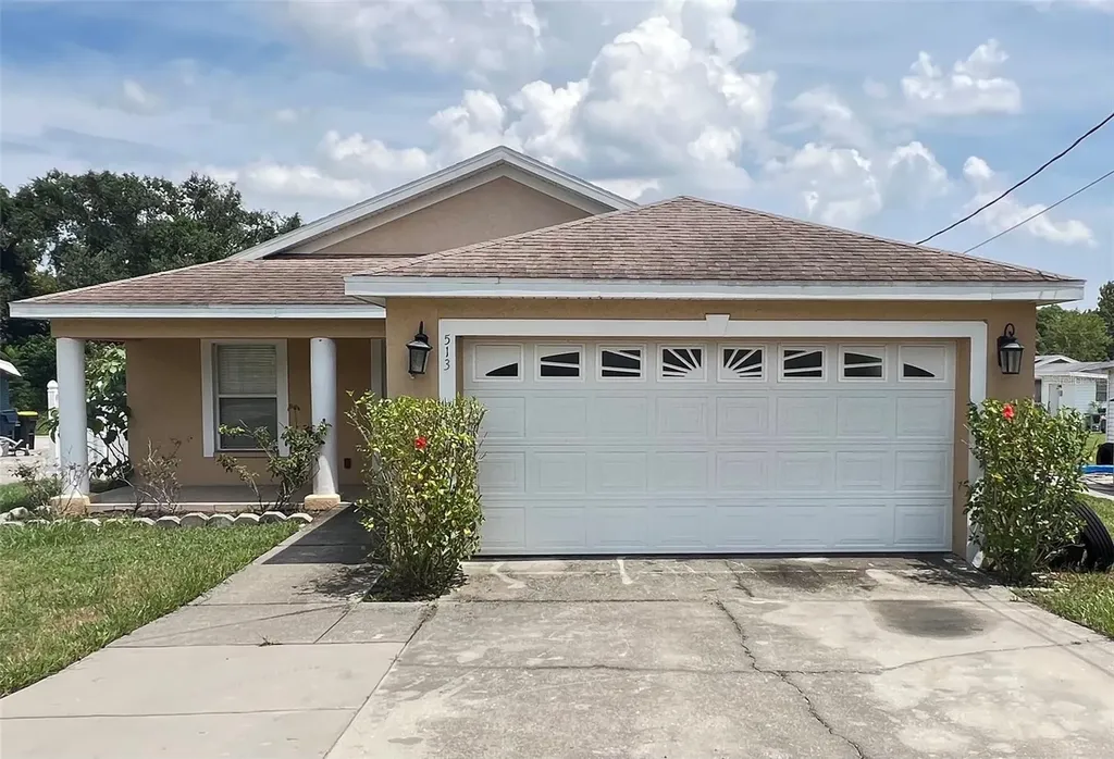 513 Lemon Street Auburndale FL 33823