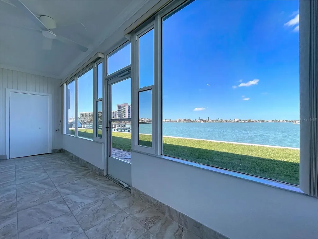 250 126th Avenue Treasure Island FL 33706