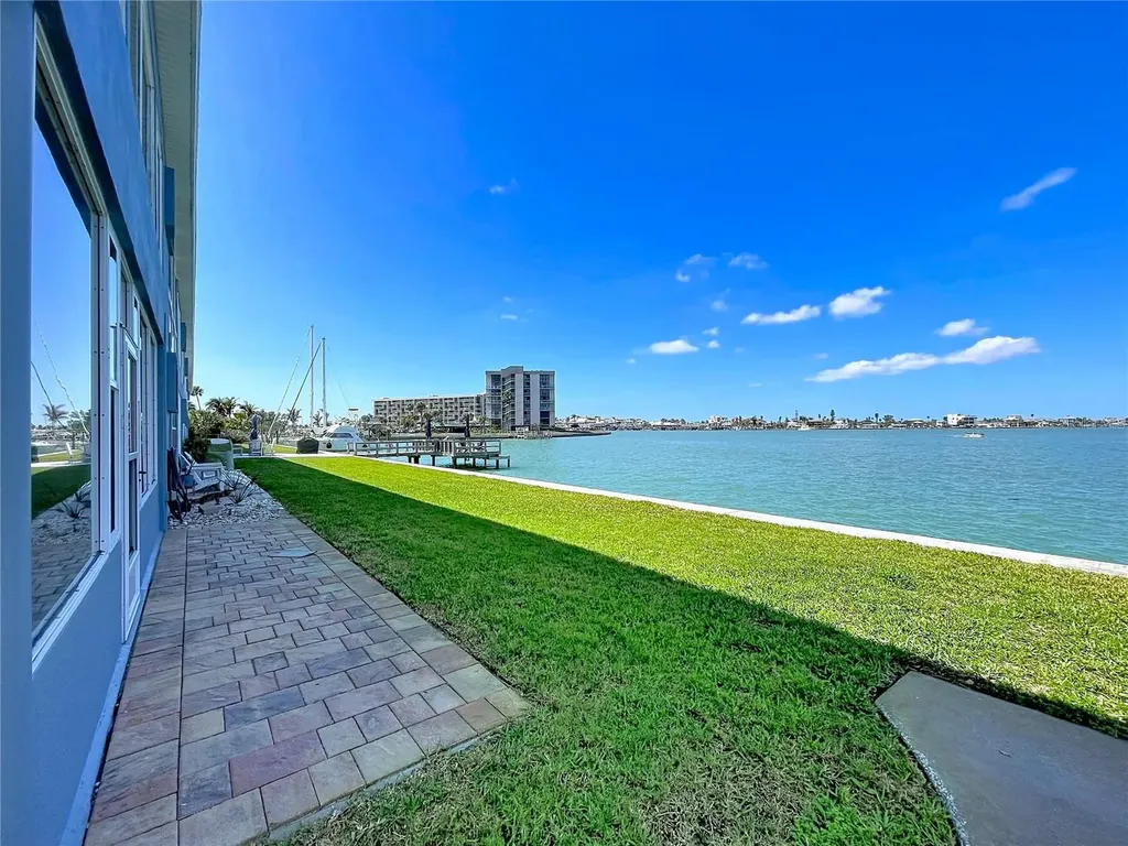 250 126th Avenue Treasure Island FL 33706