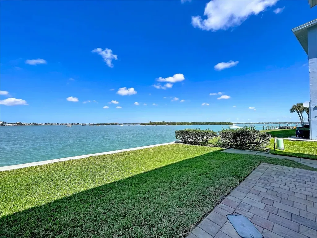 250 126th Avenue Treasure Island FL 33706