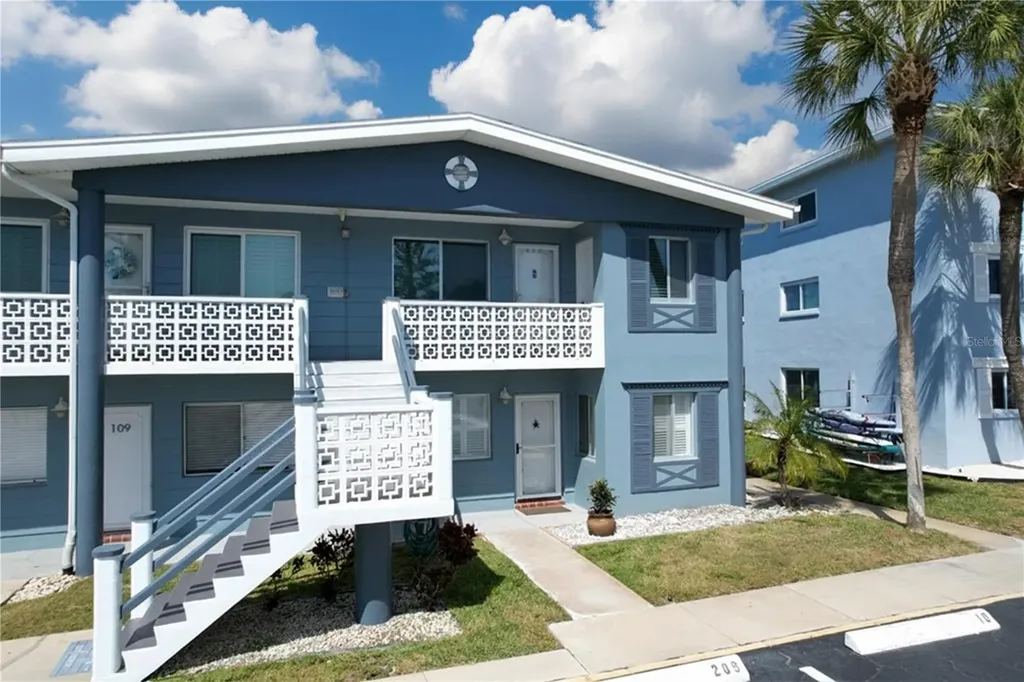 250 126th Avenue Treasure Island FL 33706