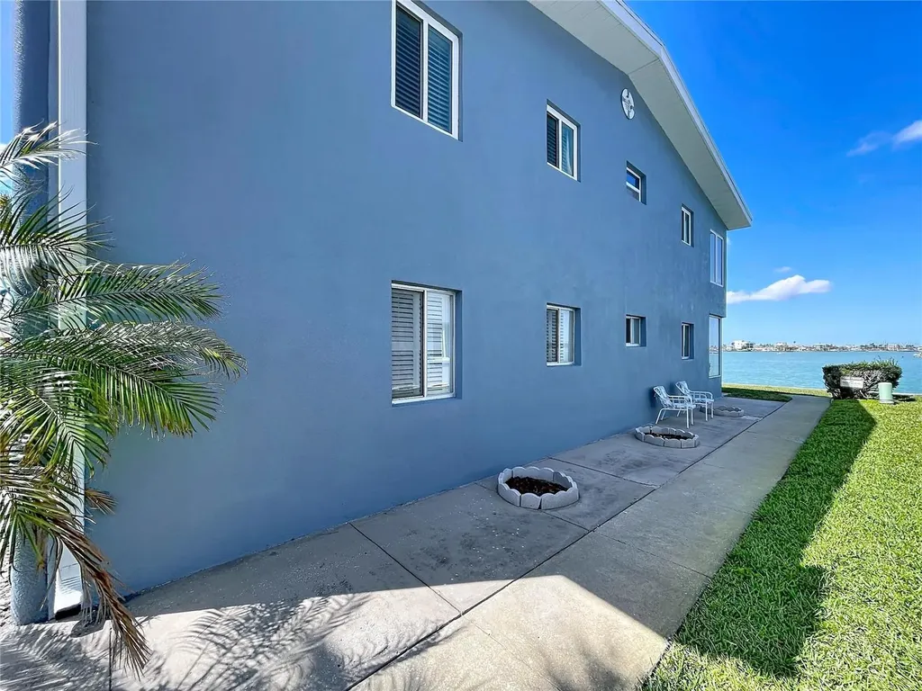 250 126th Avenue Treasure Island FL 33706