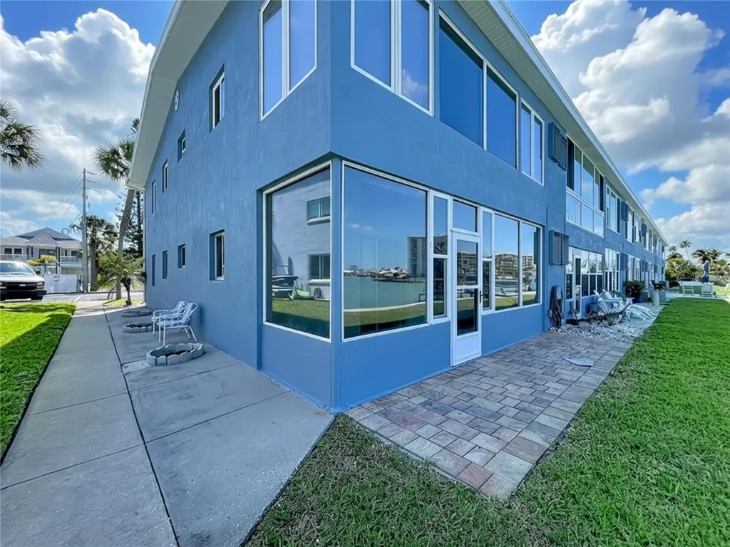 250 126th Avenue Treasure Island FL 33706