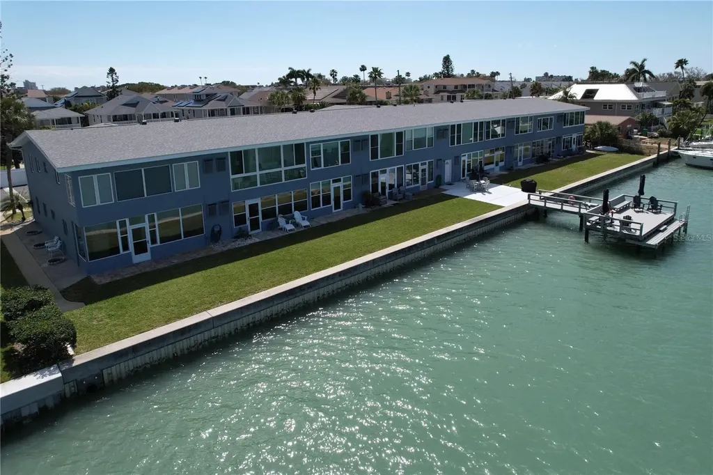 250 126th Avenue Treasure Island FL 33706