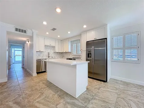 250 126th Avenue Treasure Island FL 33706