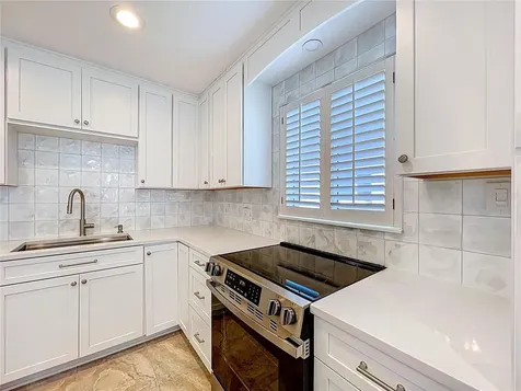 250 126th Avenue Treasure Island FL 33706