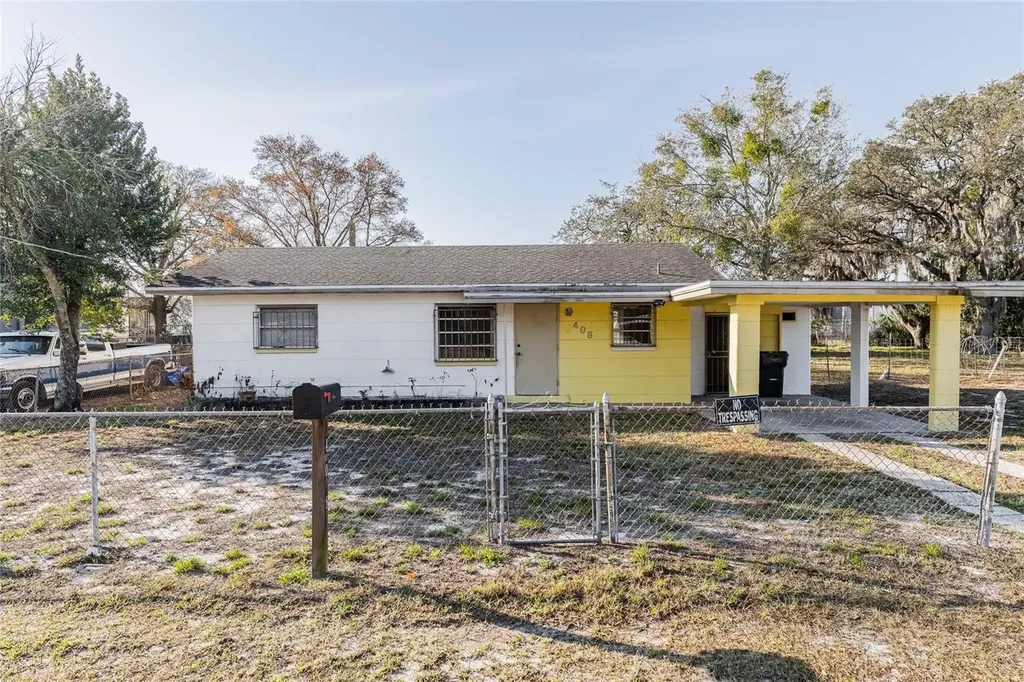 408 Armour Avenue Auburndale FL 33823