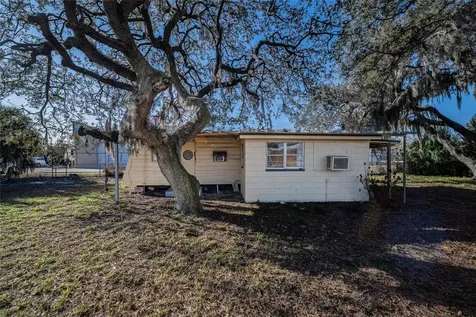 408 Armour Avenue Auburndale FL 33823