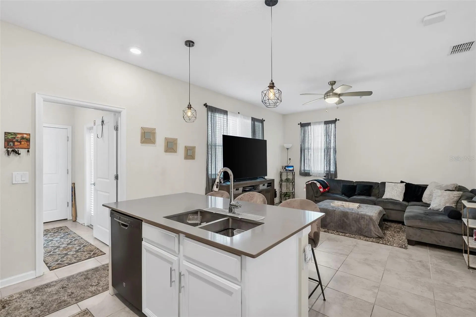 3105 Aqua Virgo Loop Orlando FL 32837