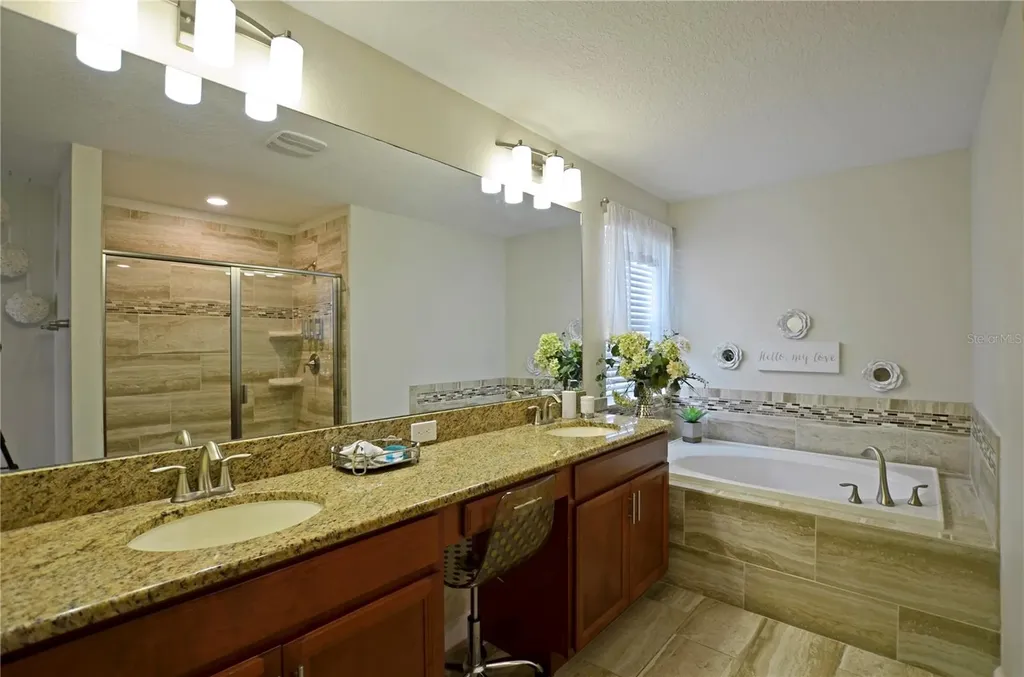 4779 Kings Castle Circle Kissimmee FL 34746