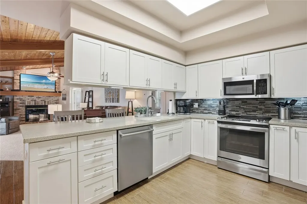 5860 Windermere Drive Palm Harbor FL 34685