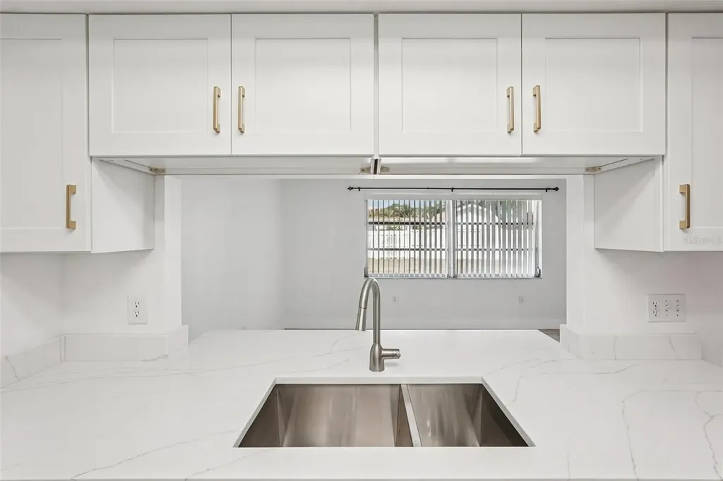 1741 Bayonne Street Sarasota FL 34231