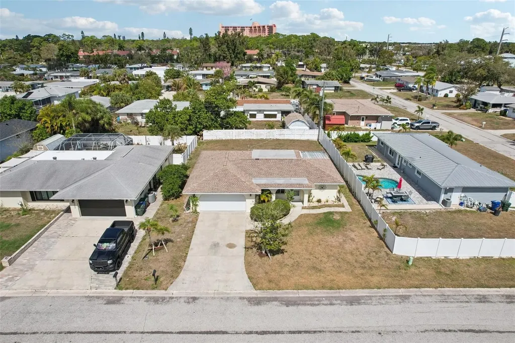 1741 Bayonne Street Sarasota FL 34231