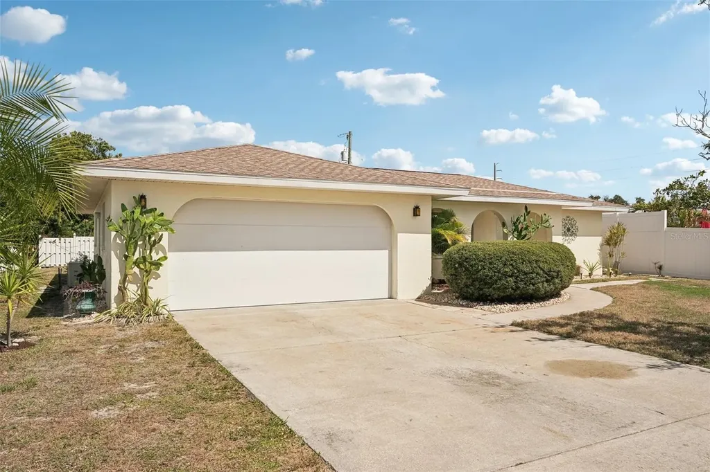 1741 Bayonne Street Sarasota FL 34231
