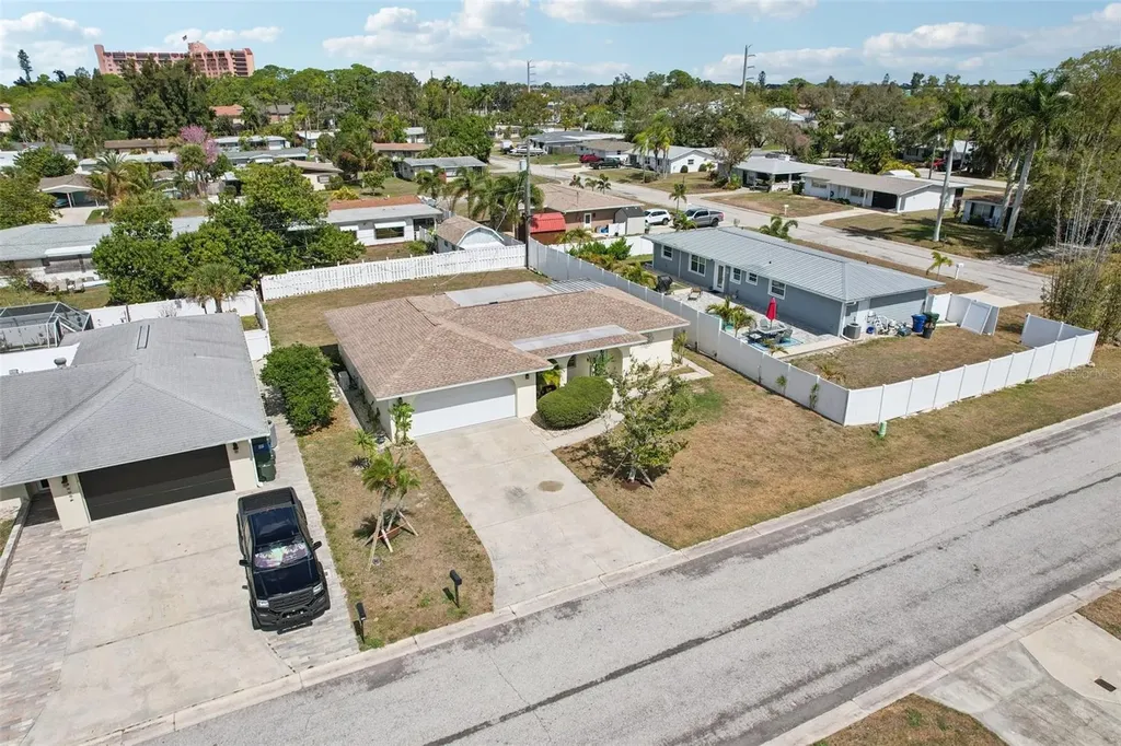 1741 Bayonne Street Sarasota FL 34231