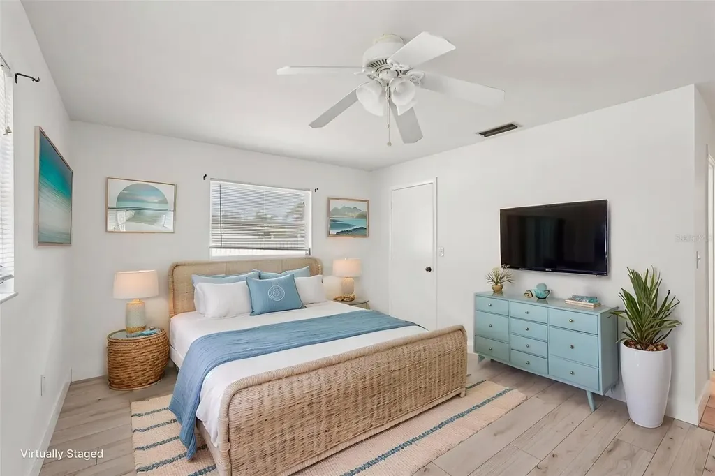 1741 Bayonne Street Sarasota FL 34231