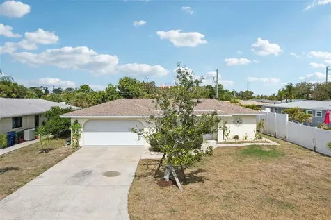 1741 Bayonne Street Sarasota FL 34231