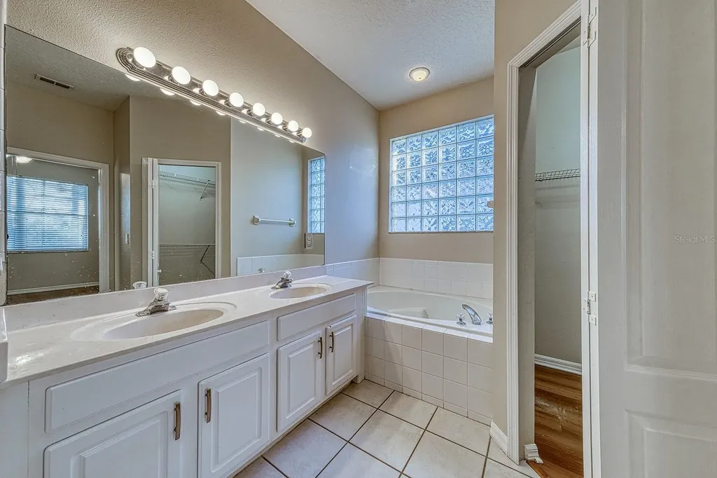 5110 Alavista Drive Orlando FL 32837