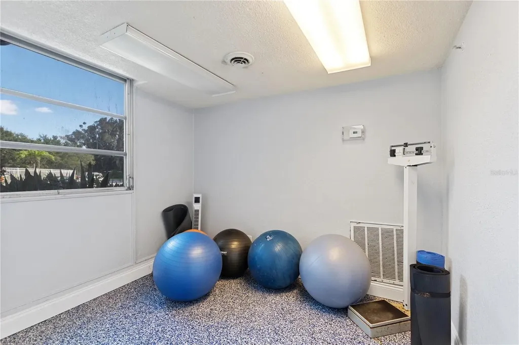3315 58th Avenue S St Petersburg FL 33712