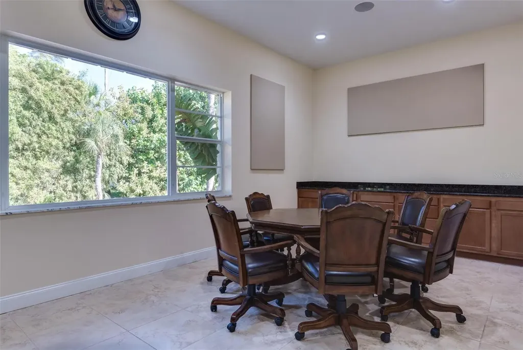 3808 Gulf Of Mexico Drive Longboat Key FL 34228