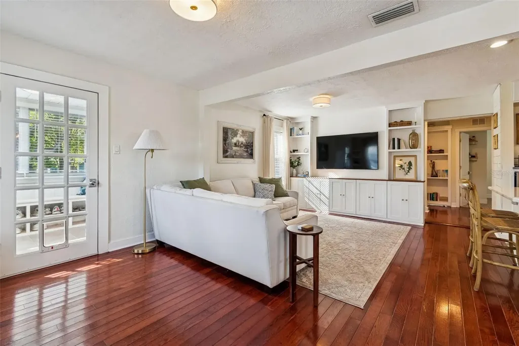 231 W Jean Street Tampa FL 33604
