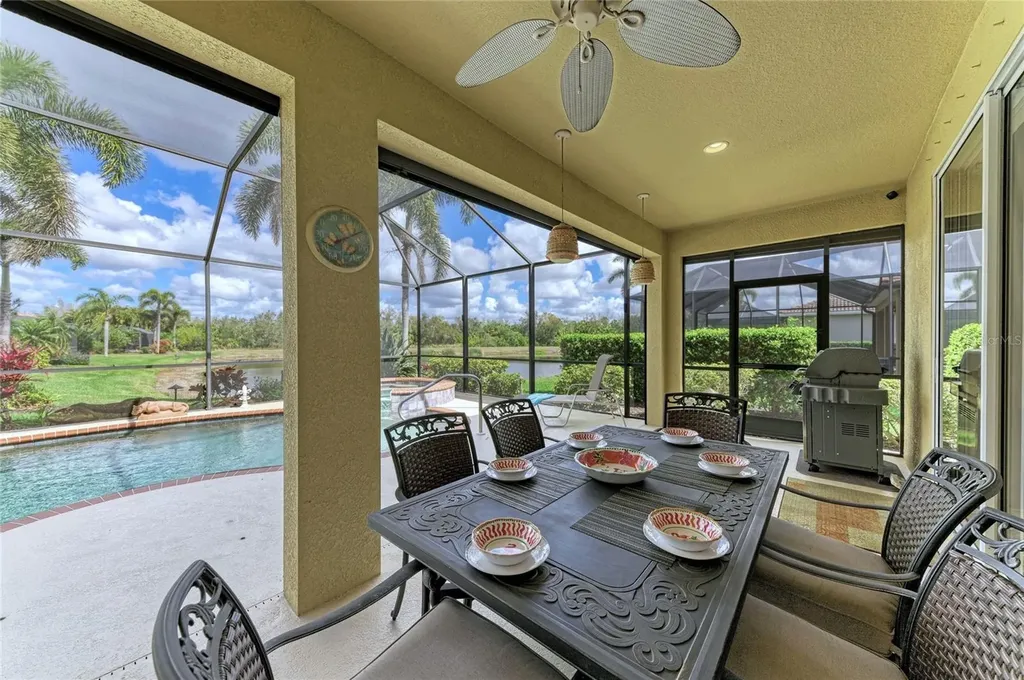 9007 Hammock Edge Place Bradenton FL 34212