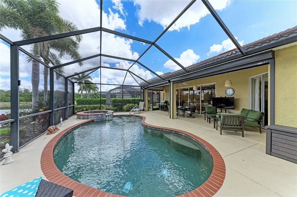 9007 Hammock Edge Place Bradenton FL 34212