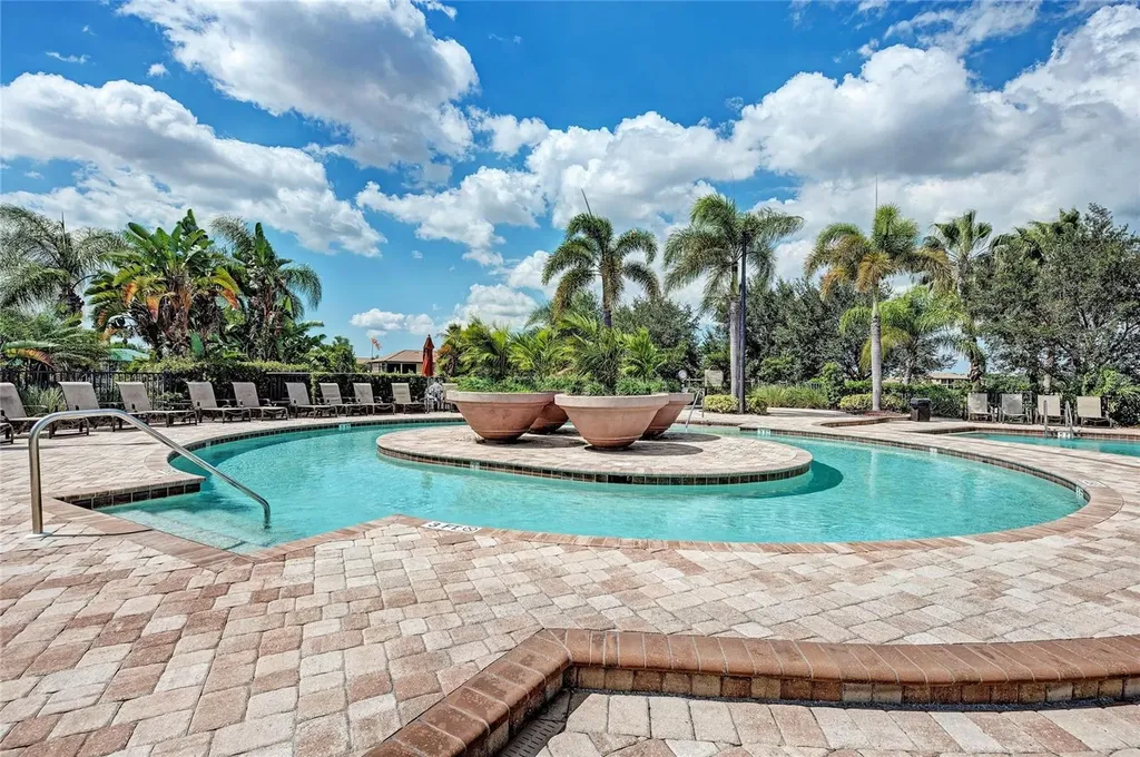 9007 Hammock Edge Place Bradenton FL 34212