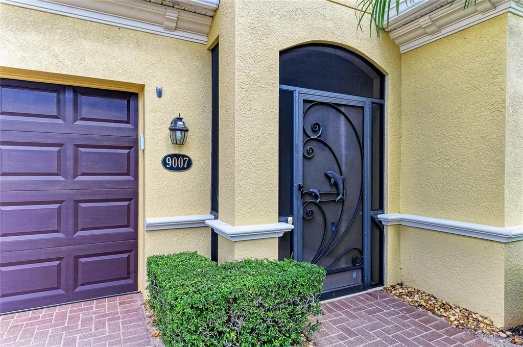 9007 Hammock Edge Place Bradenton FL 34212