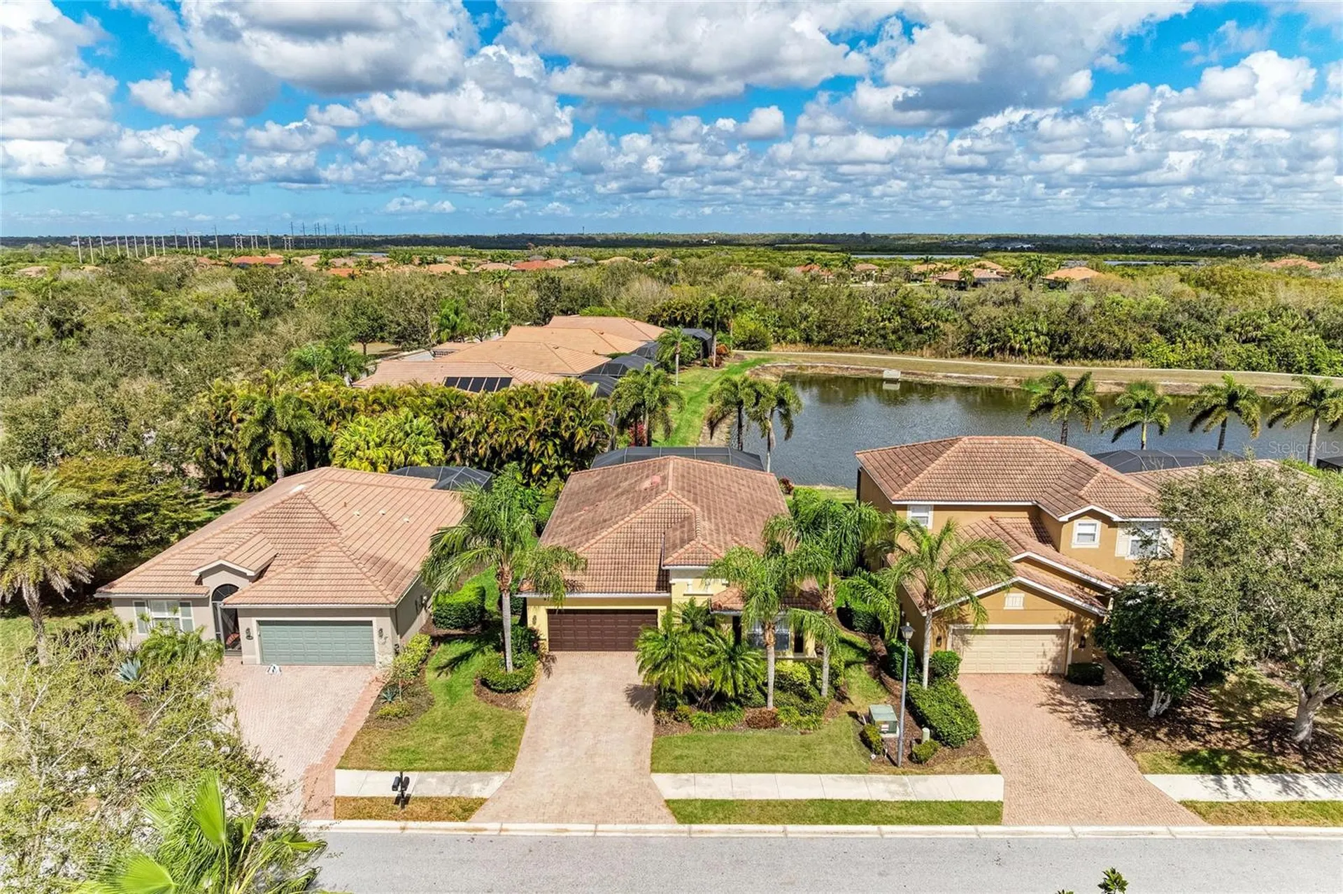 9007 Hammock Edge Place Bradenton FL 34212