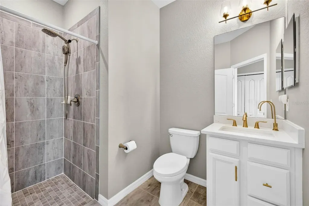 710 Acacia Court Bradenton FL 34212
