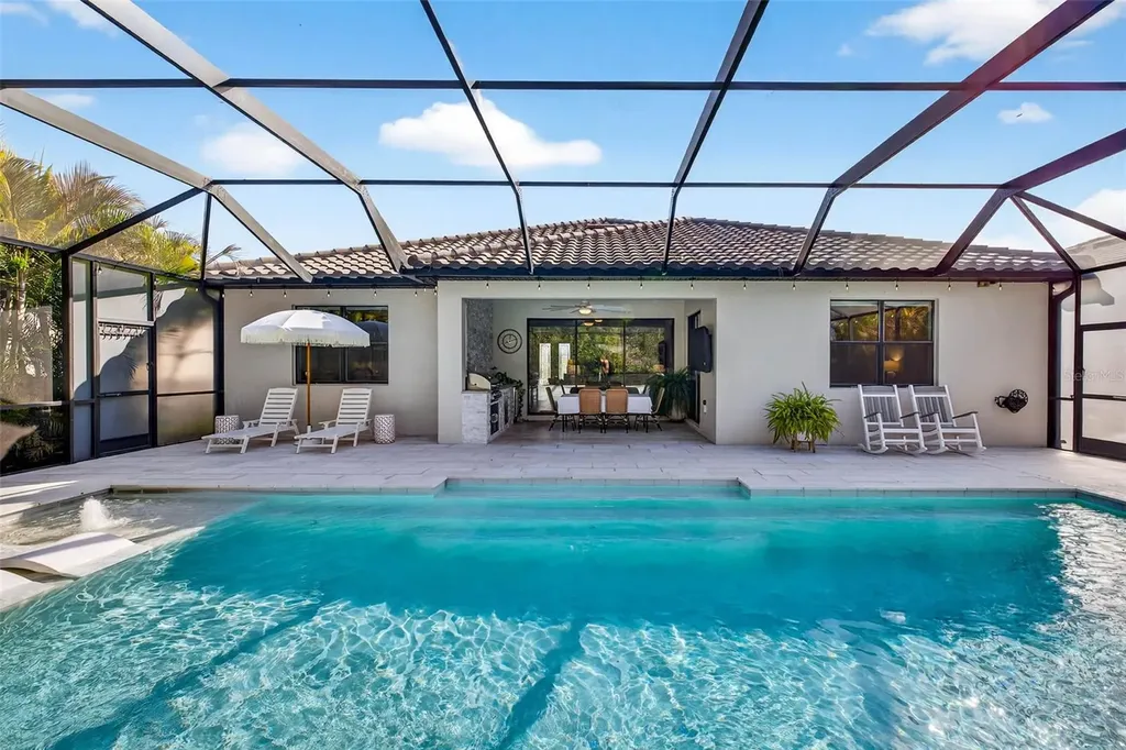 710 Acacia Court Bradenton FL 34212