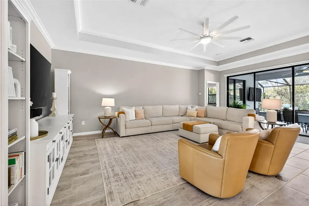 710 Acacia Court Bradenton FL 34212