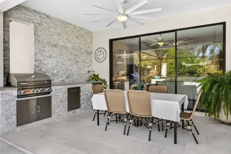 710 Acacia Court Bradenton FL 34212