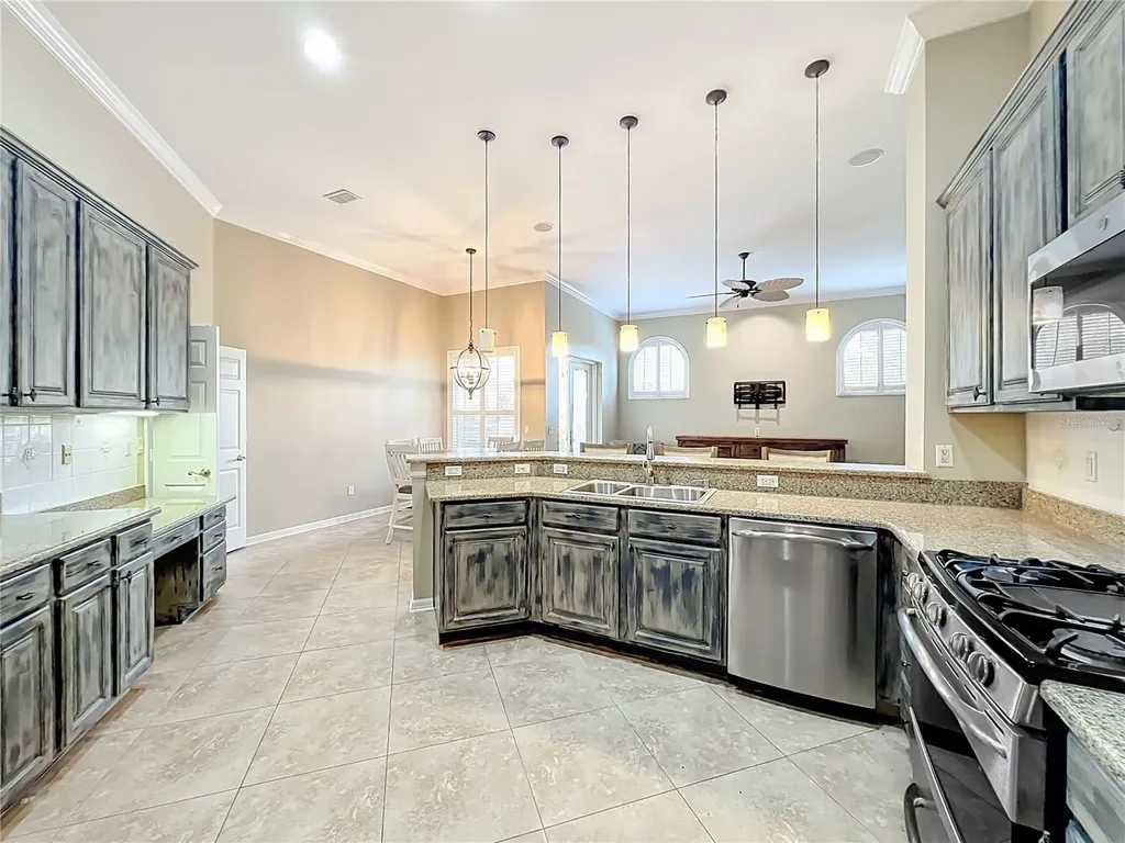 11457 Swift Water Circle Orlando FL 32817