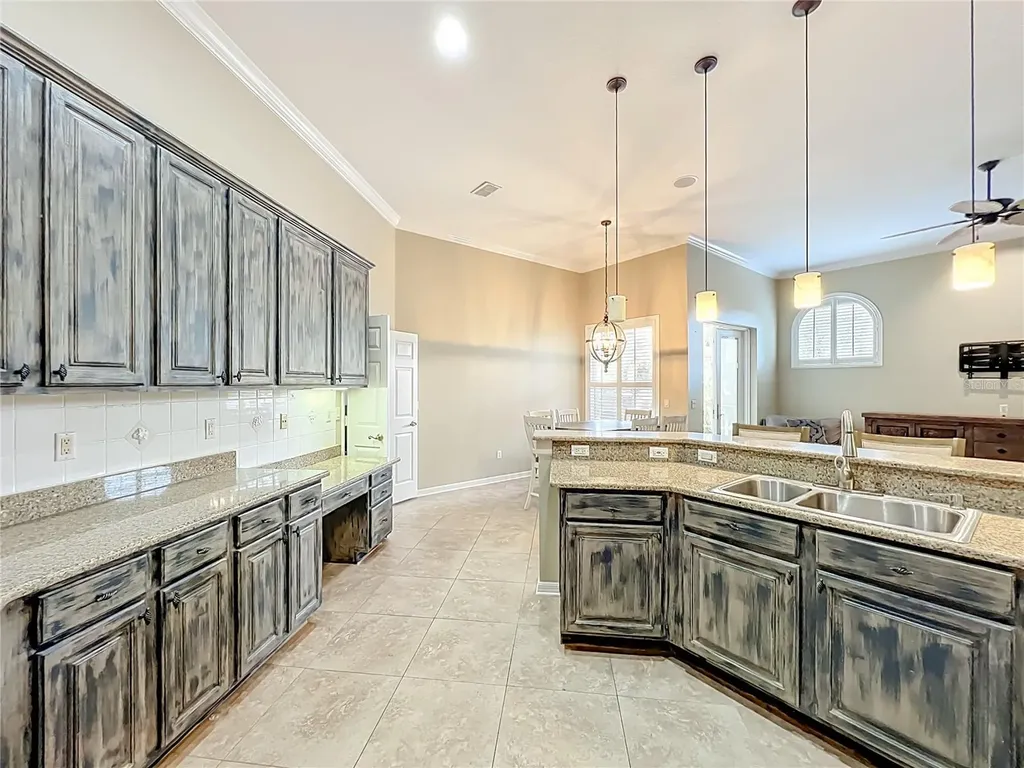 11457 Swift Water Circle Orlando FL 32817