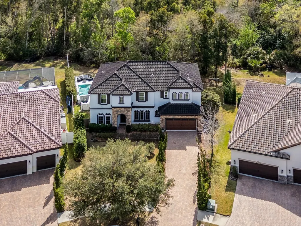 1064 Sylvia Lane Tampa FL 33613