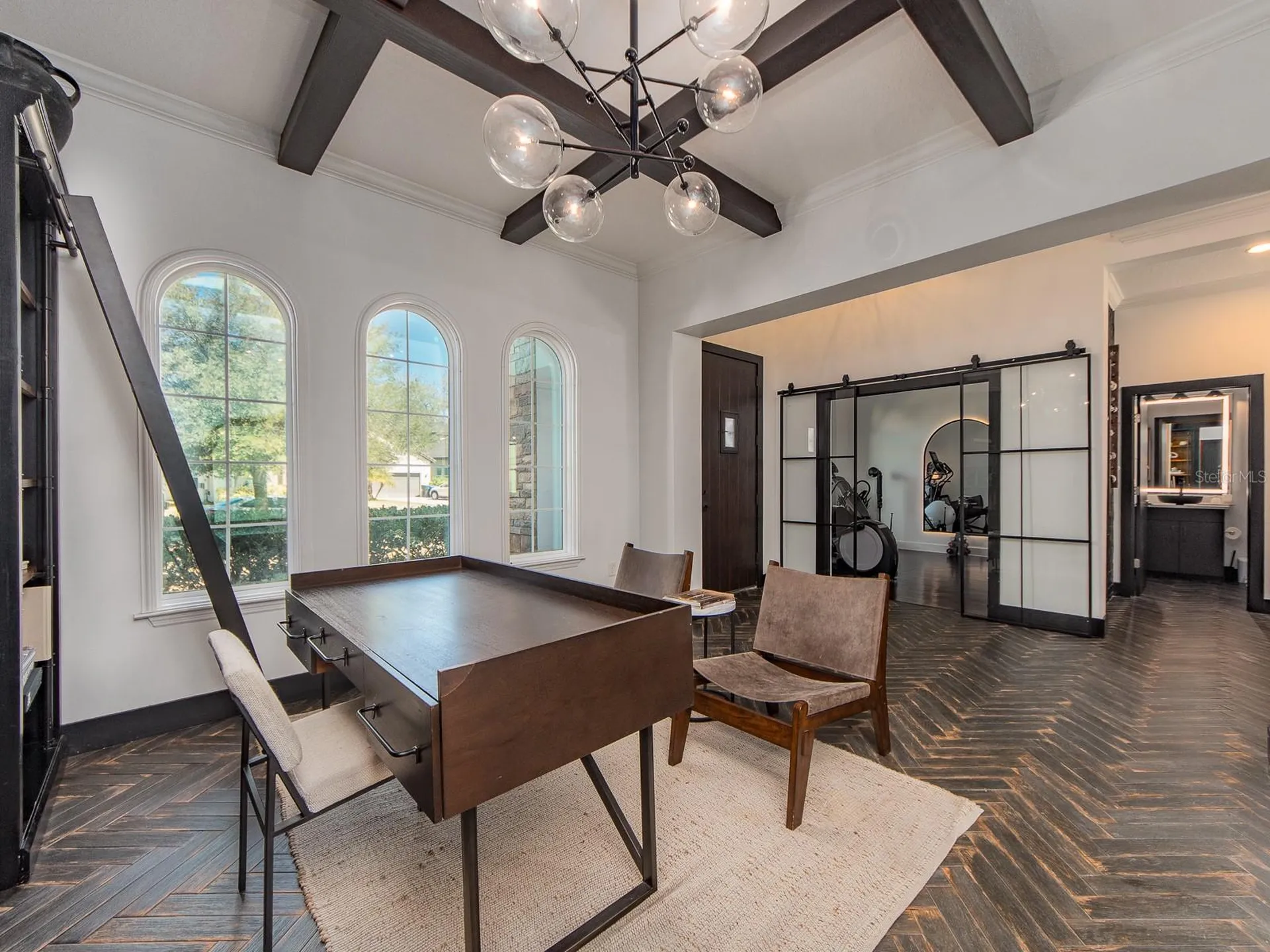 1064 Sylvia Lane Tampa FL 33613