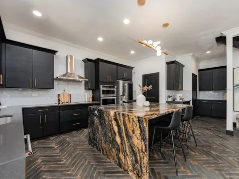 1064 Sylvia Lane Tampa FL 33613