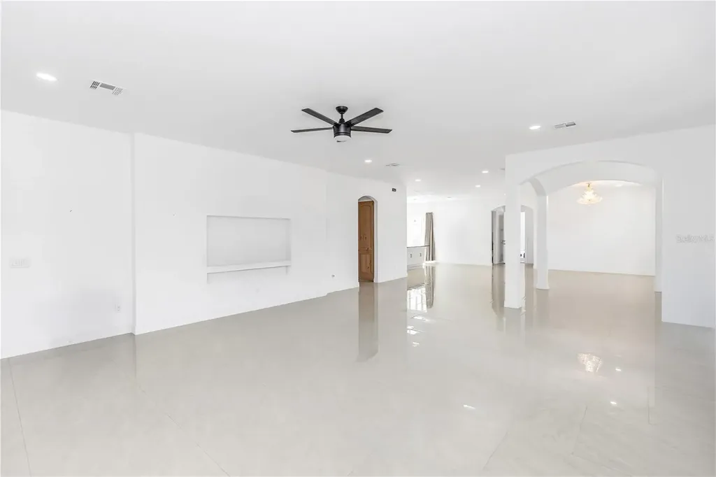 3307 Dallas Boulevard Orlando FL 32833