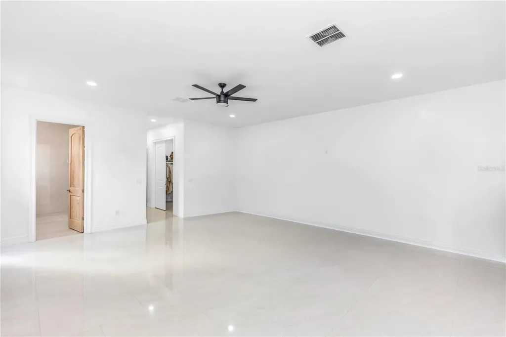 3307 Dallas Boulevard Orlando FL 32833