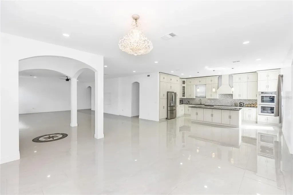 3307 Dallas Boulevard Orlando FL 32833