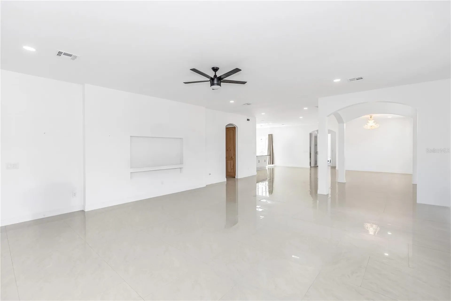 3307 Dallas Boulevard Orlando FL 32833